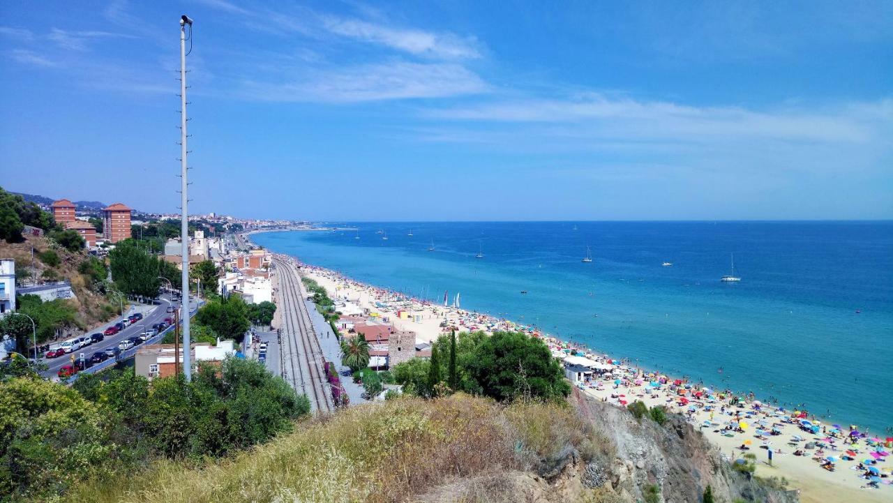 Carmen Seaview & Beach - Apartment Montgat Esterno foto
